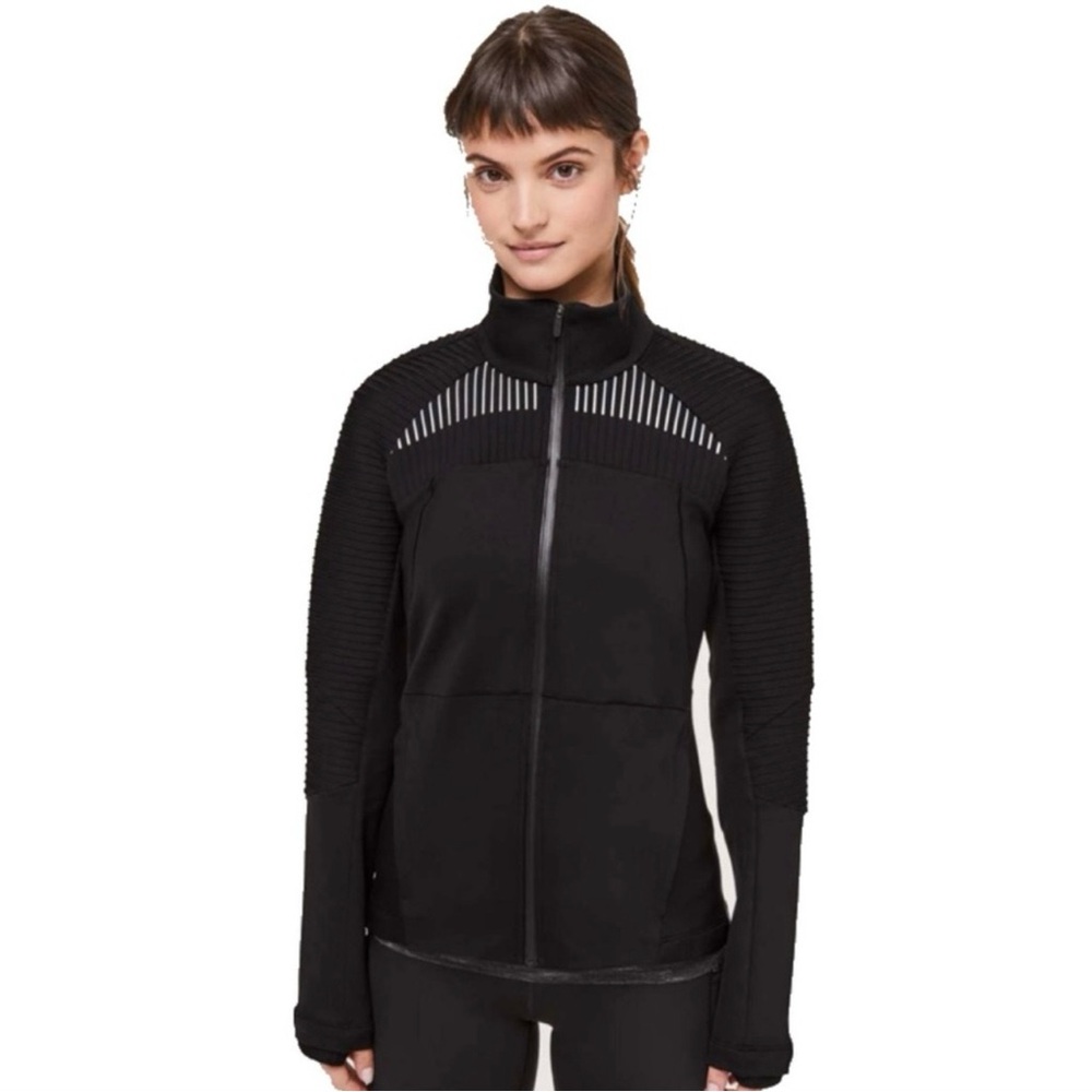 NWT Lululemon Chill Going Strong Jacket